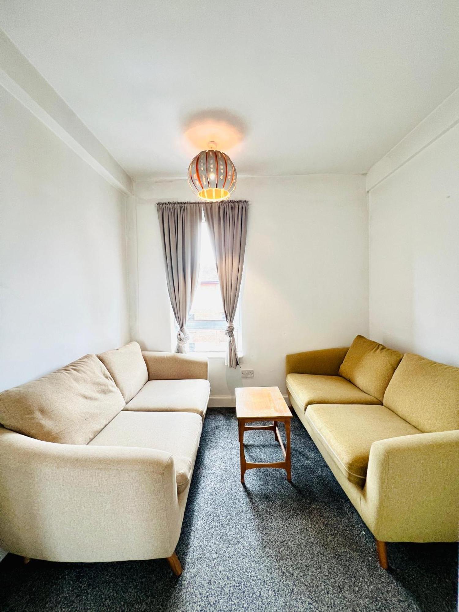 The Urban Retreat Apartment เอดินบะระ ภายนอก รูปภาพ
